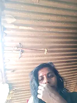 Snapshot of Hot_kadi83 chatting on 09/22/25, 06:04 Hot kadi83 online show from 09/22/25, 06:04