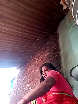 Snapshot of Hot_kadi83 chatting on 09/24/25, 02:37 Hot kadi83 online show from 09/24/25, 02:37