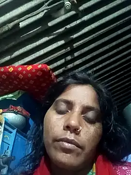 Snapshot of Hot_kadi83 chatting on 10/06/25, 12:57 Hot kadi83 online show from 10/06/25, 12:57