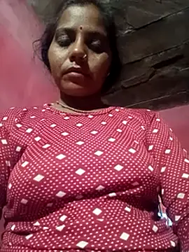 Snapshot of Hot_kadi83 chatting on 10/07/25, 10:40 Hot kadi83 online show from 10/07/25, 10:40