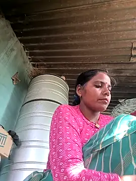 Snapshot of Hot_kadi83 chatting on 10/09/25, 03:04 Hot kadi83 online show from 10/09/25, 03:04