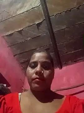 Snapshot of Hot_kadi83 chatting on 10/14/25, 04:41 Hot kadi83 online show from 10/14/25, 04:41