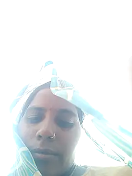 Snapshot of Hot_kadi83 chatting on 10/16/25, 05:41 Hot kadi83 online show from 10/16/25, 05:41