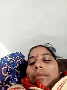 Snapshot of Hot_kadi83 chatting on 10/29/25, 11:34 Hot kadi83 online show from 10/29/25, 11:34