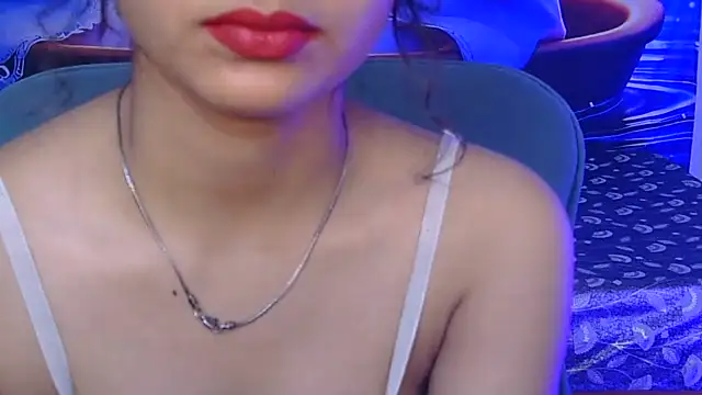 Snapshot of alaviya-19 chatting on 07/11/26, 04:37 alaviya-19 online show from 07/11/26, 04:37