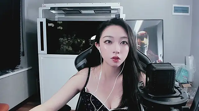 Keke-Bai online show from 09/30/25, 01:16