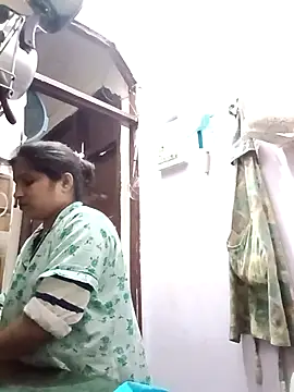 aliya-jaan71 online show from 11/12/25, 05:24