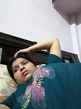 aliya-jaan71 online show from 04/04/26, 07:17