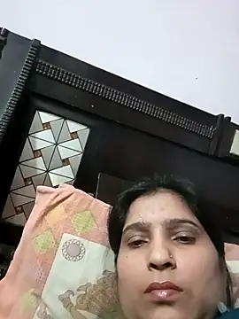 aliya-jaan71 online show from 04/15/26, 10:11