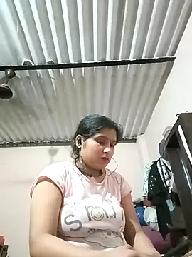 aliya-jaan71 online show from 04/17/26, 05:05
