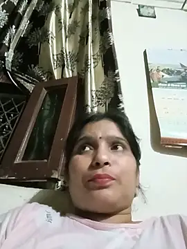Snapshot of aliya-jaan71 chatting on 05/15/26, 08:16 aliya-jaan71 online show from 05/15/26, 08:16