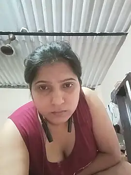 Snapshot of aliya-jaan71 chatting on 05/23/26, 03:38 aliya-jaan71 online show from 05/23/26, 03:38