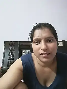 Snapshot of aliya-jaan71 chatting on 08/03/26, 05:16 aliya-jaan71 online show from 08/03/26, 05:16