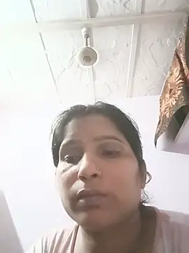 Snapshot of aliya-jaan71 chatting on 08/05/26, 06:55 aliya-jaan71 online show from 08/05/26, 06:55