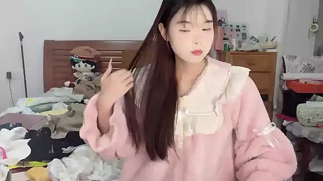 Akong11 online show from 10/25/25, 06:02