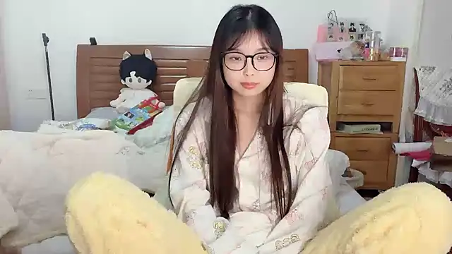 Akong11 online show from 12/04/25, 02:26