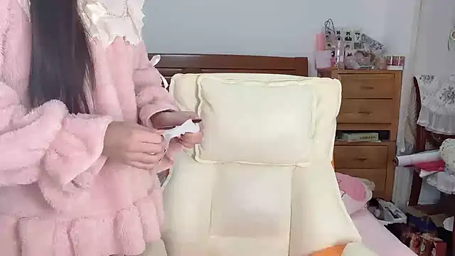 Akong11 online show from 12/15/25, 03:22