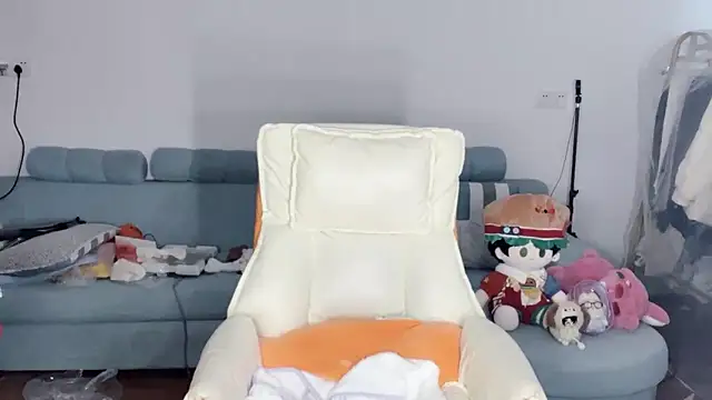 Akong11 online show from 03/25/26, 04:51