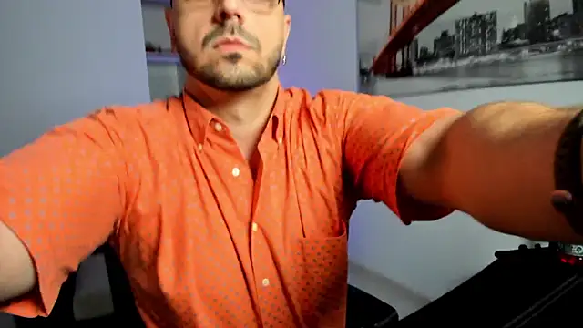 Jace Thorne online show from 09/17/25, 08:10