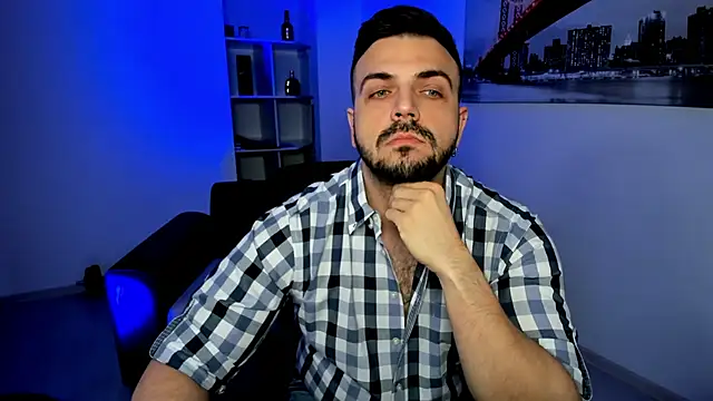 Jace Thorne online show from 12/17/25, 05:02