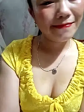 Snapshot of _losrt_cherry_ chatting on 09/15/25, 09:31  losrt cherry  online show from 09/15/25, 09:31