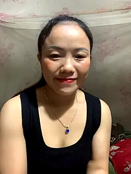 Snapshot of _losrt_cherry_ chatting on 10/08/25, 02:20  losrt cherry  online show from 10/08/25, 02:20