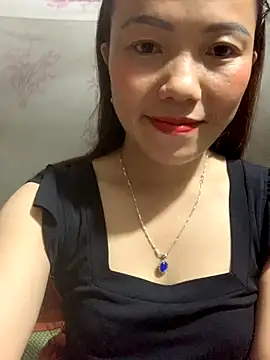 Snapshot of _losrt_cherry_ chatting on 10/16/25, 01:23  losrt cherry  online show from 10/16/25, 01:23