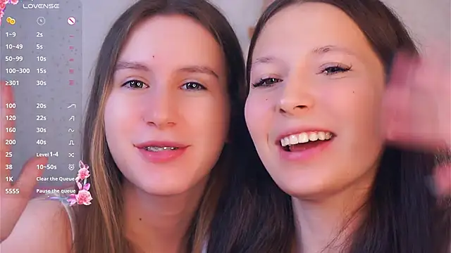 GabrielleLynchard online show from 11/25/25, 08:31