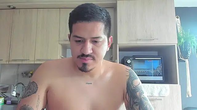 Snapshot of Arnolwilliams chatting on 09/29/25, 09:08 Arnolwilliams online show from 09/29/25, 09:08