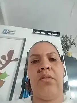 LaraStons online show from 09/26/25, 09:19