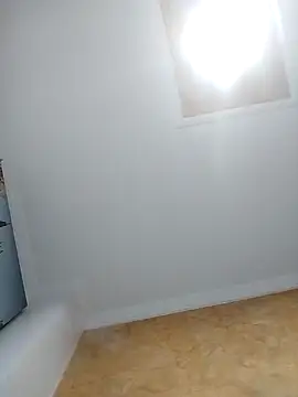 LaraStons online show from 11/16/25, 08:47