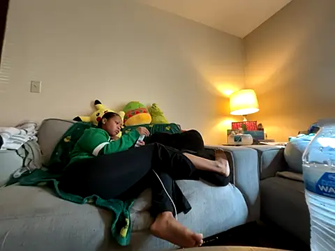 Snapshot of GoddessFatPuss chatting on 10/01/25, 06:03 GoddessFatPuss online show from 10/01/25, 06:03