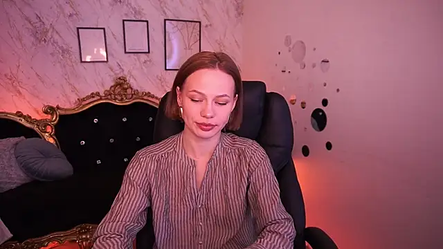 ShyySiren online show from 04/19/26, 01:32