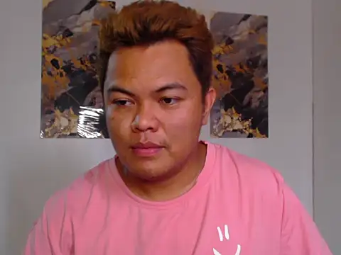 Snapshot of Gayasianzowe chatting on 09/15/25, 05:51 Gayasianzowe online show from 09/15/25, 05:51