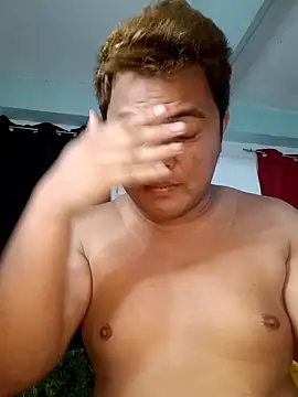 Snapshot of Gayasianzowe chatting on 09/18/25, 06:54 Gayasianzowe online show from 09/18/25, 06:54