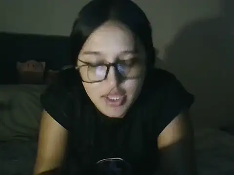 Snapshot of EimyKissx chatting on 10/29/25, 07:15 EimyKissx online show from 10/29/25, 07:15