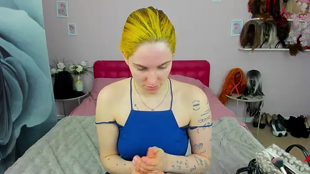 SabrinaRayX online show from 04/03/26, 12:36