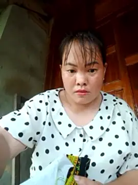 emilyzz online show from 05/16/26, 10:36