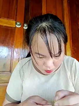 emilyzz online show from 05/20/26, 07:47