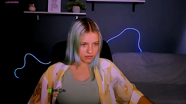 kaela spell  online show from 09/24/25, 01:03