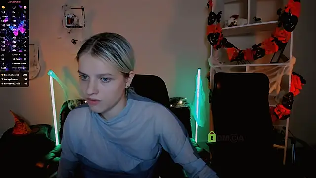 kaela spell  online show from 10/20/25, 10:54