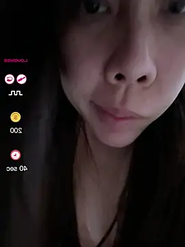Snapshot of qianhan_x chatting on 06/13/26, 03:10 qianhan x online show from 06/13/26, 03:10