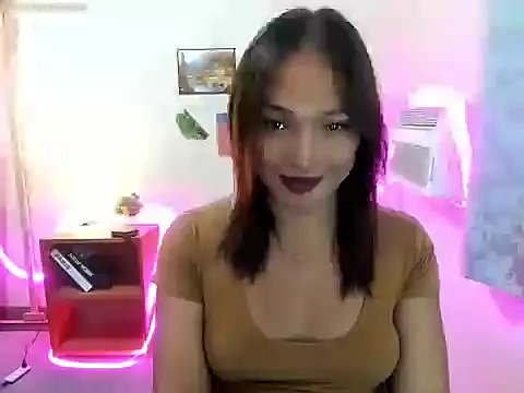 Snapshot of sollen-goddes chatting on 12/16/25, 11:37 sollen-goddes online show from 12/16/25, 11:37