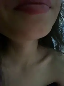 Snapshot of Bella_sexy98 chatting on 10/06/25, 01:25 Bella sexy98 online show from 10/06/25, 01:25