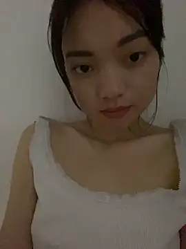 Bella sexy98 online show from 10/24/25, 09:17