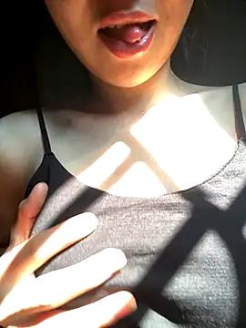 Bella sexy98 online show from 11/24/25, 04:45