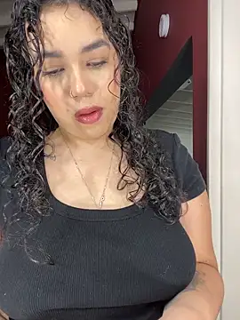 krisstenSantos online show from 11/07/25, 12:49