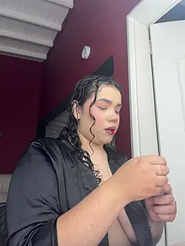 krisstenSantos online show from 12/17/25, 12:55