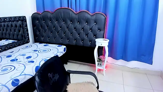 Cordelia Perlman online show from 04/19/26, 01:32