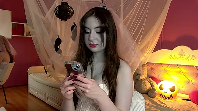 LilithLane online show from 10/30/25, 03:35